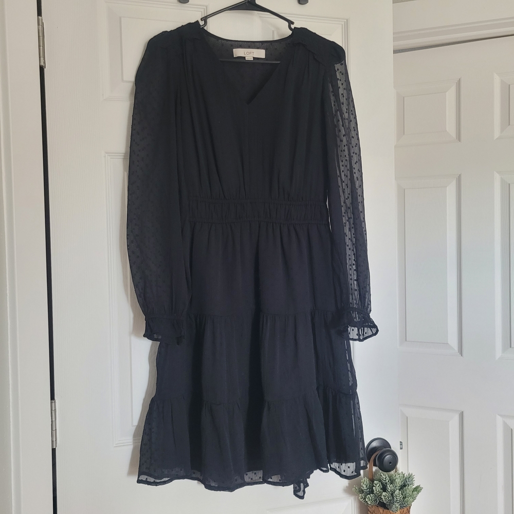 Elegant Black Long-Sleeve Dress